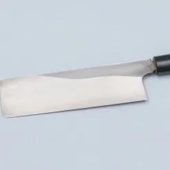 Ittetsu Uraoshi Hand Forged Tsuchime Kurouchi Shiro #2 Usuba 18 cm