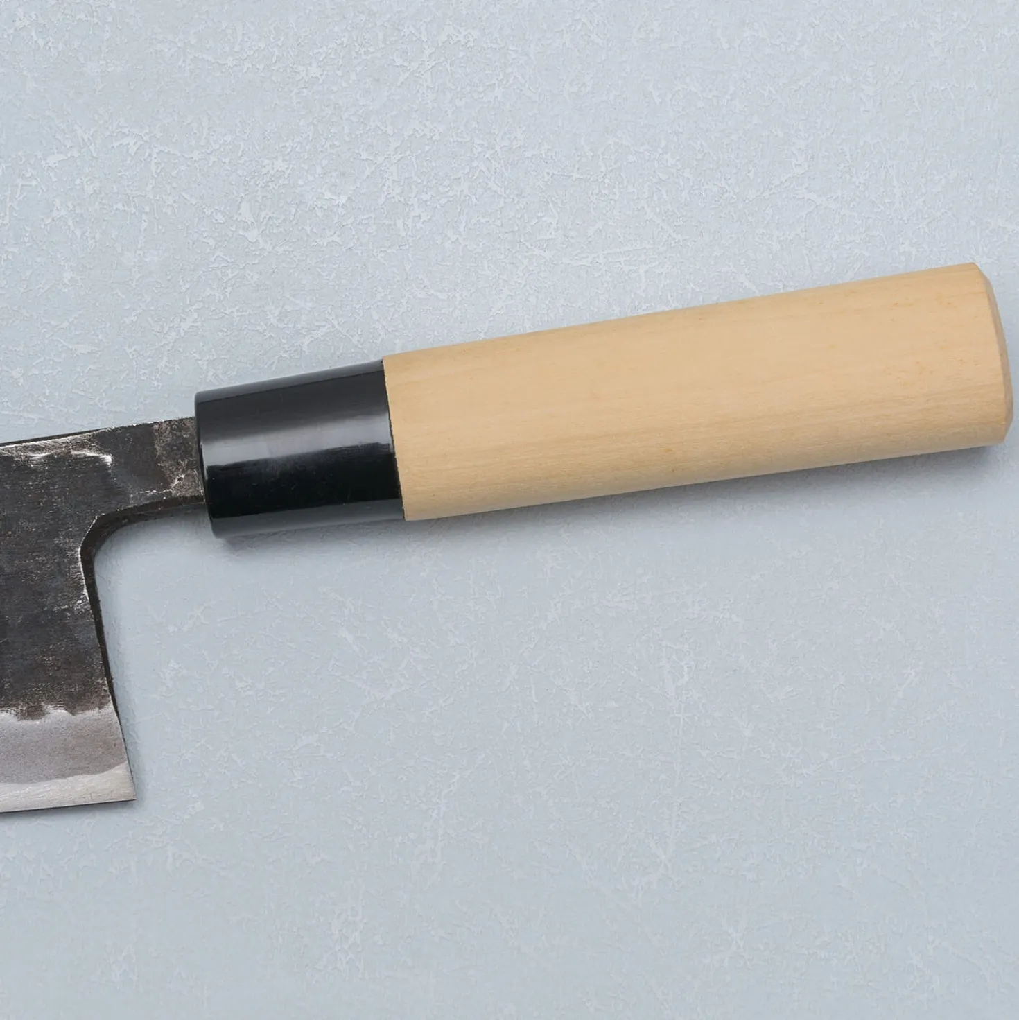 Ittetsu Uraoshi Hand Forged Tsuchime Kurouchi Shiro #2 Deba 18 cm Lefthanded