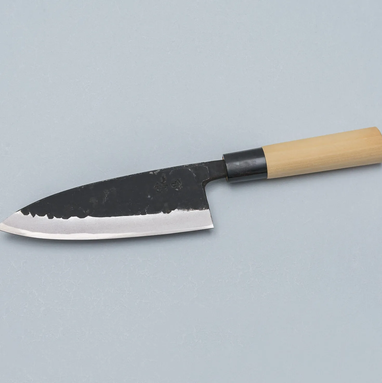 Ittetsu Uraoshi Hand Forged Tsuchime Kurouchi Shiro #2 Deba 15 cm Lefthanded