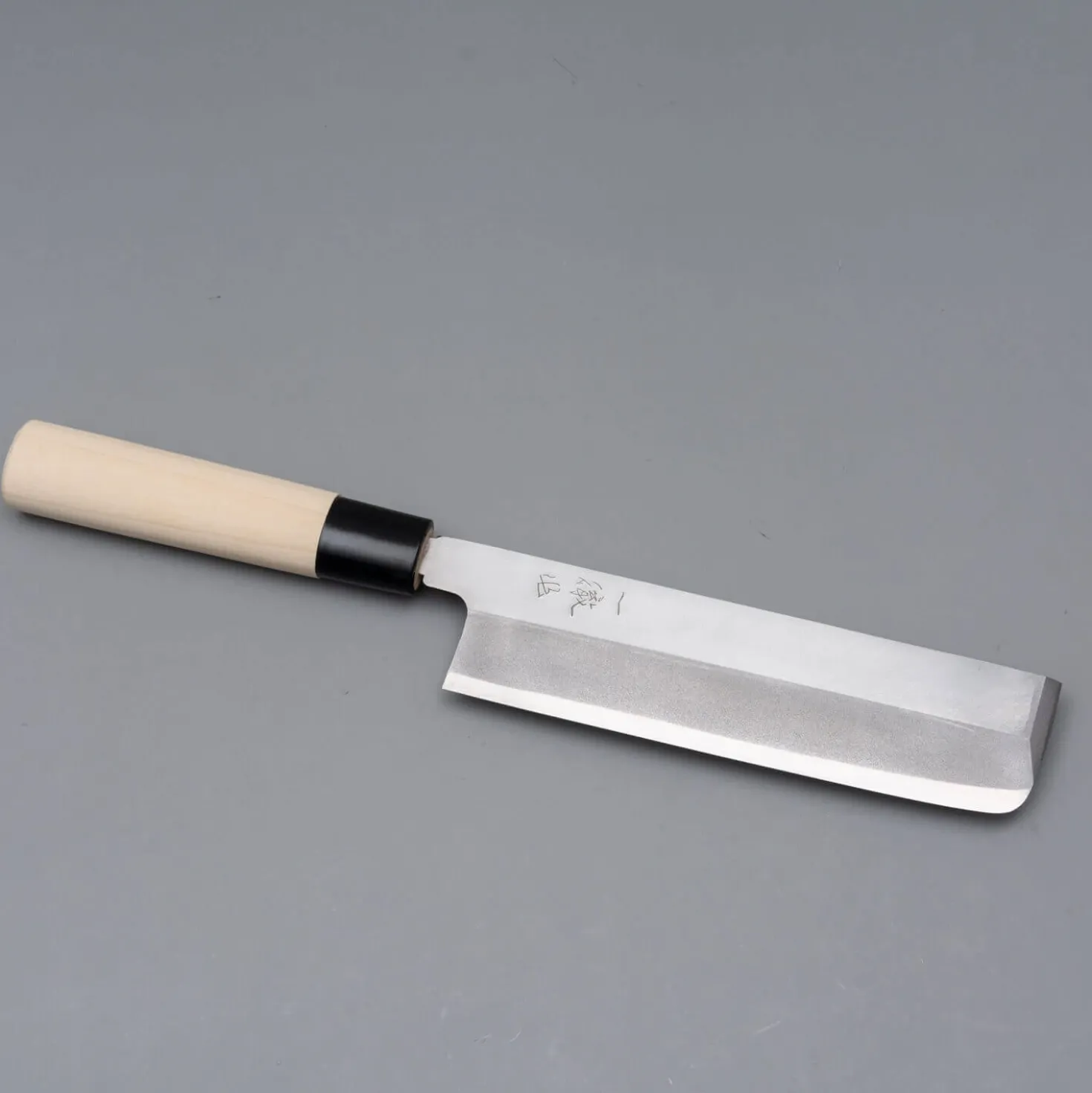 Ittetsu Uraoshi Shiro #2 Usuba 18 cm