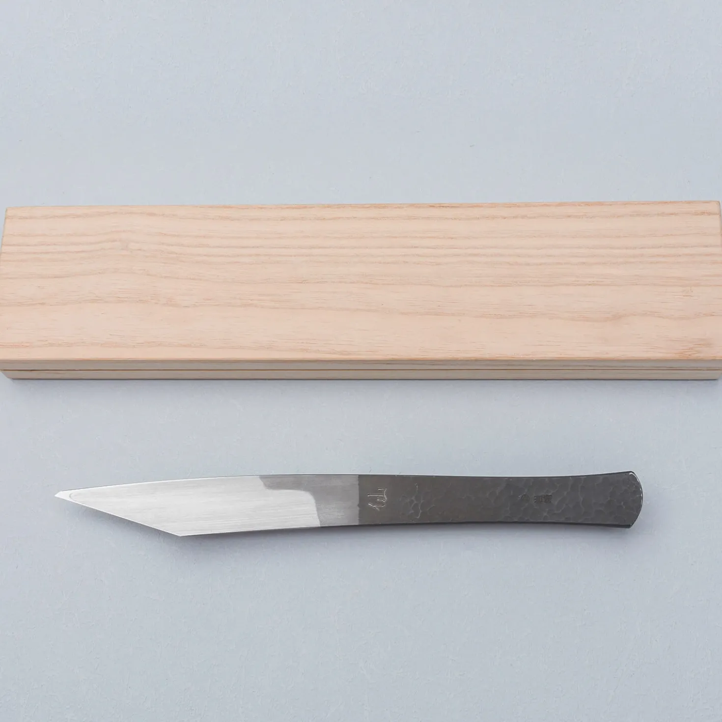 Iwasaki Japans Kiridashi Sen 22.5 cm