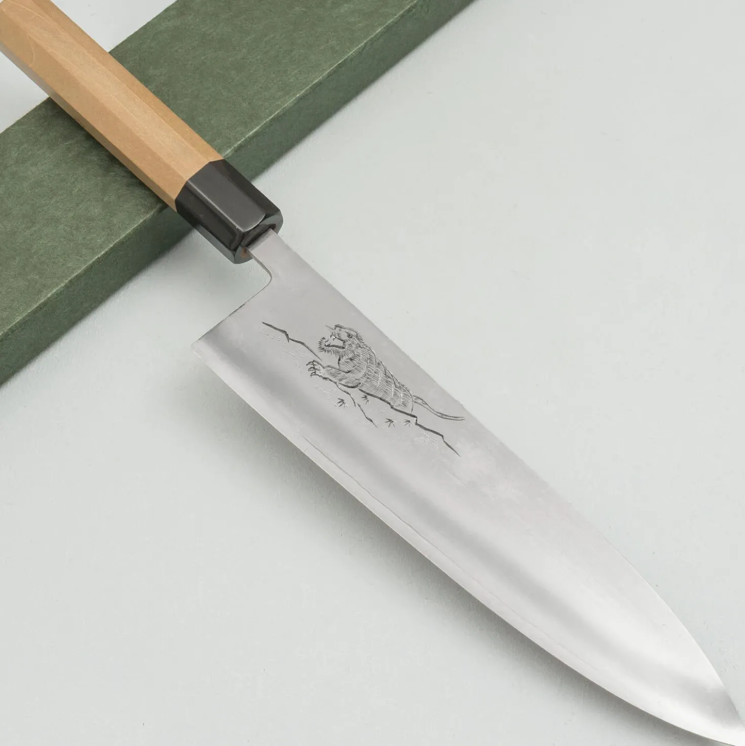 JNS Kaeru Kasumi SLD Tiger Gyuto 24 cm