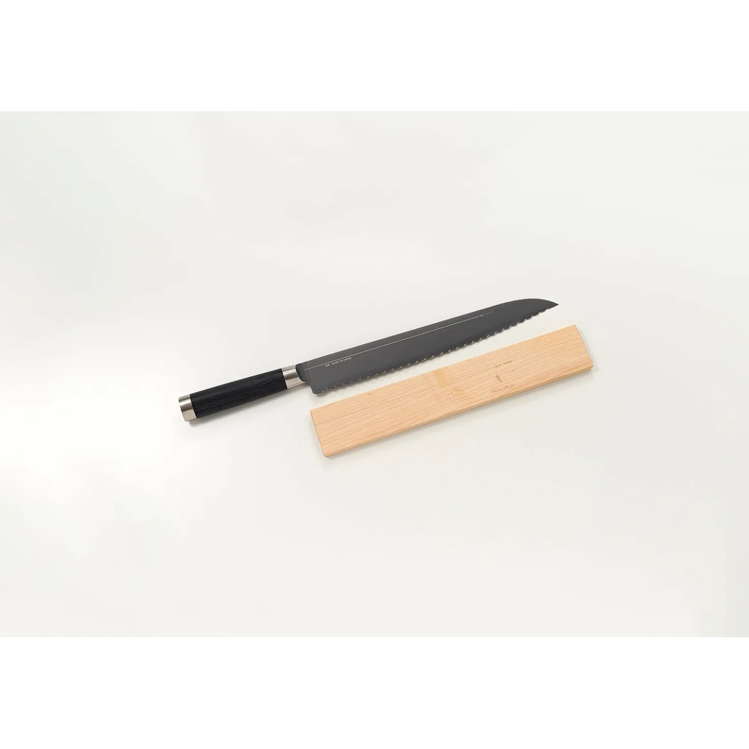 Kai Shun Michel Bras Broodmes 28 cm