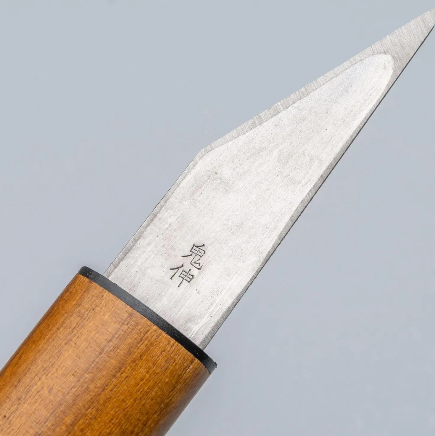 Kanetsune Kiridashi Kishin Mes Kersenhout
