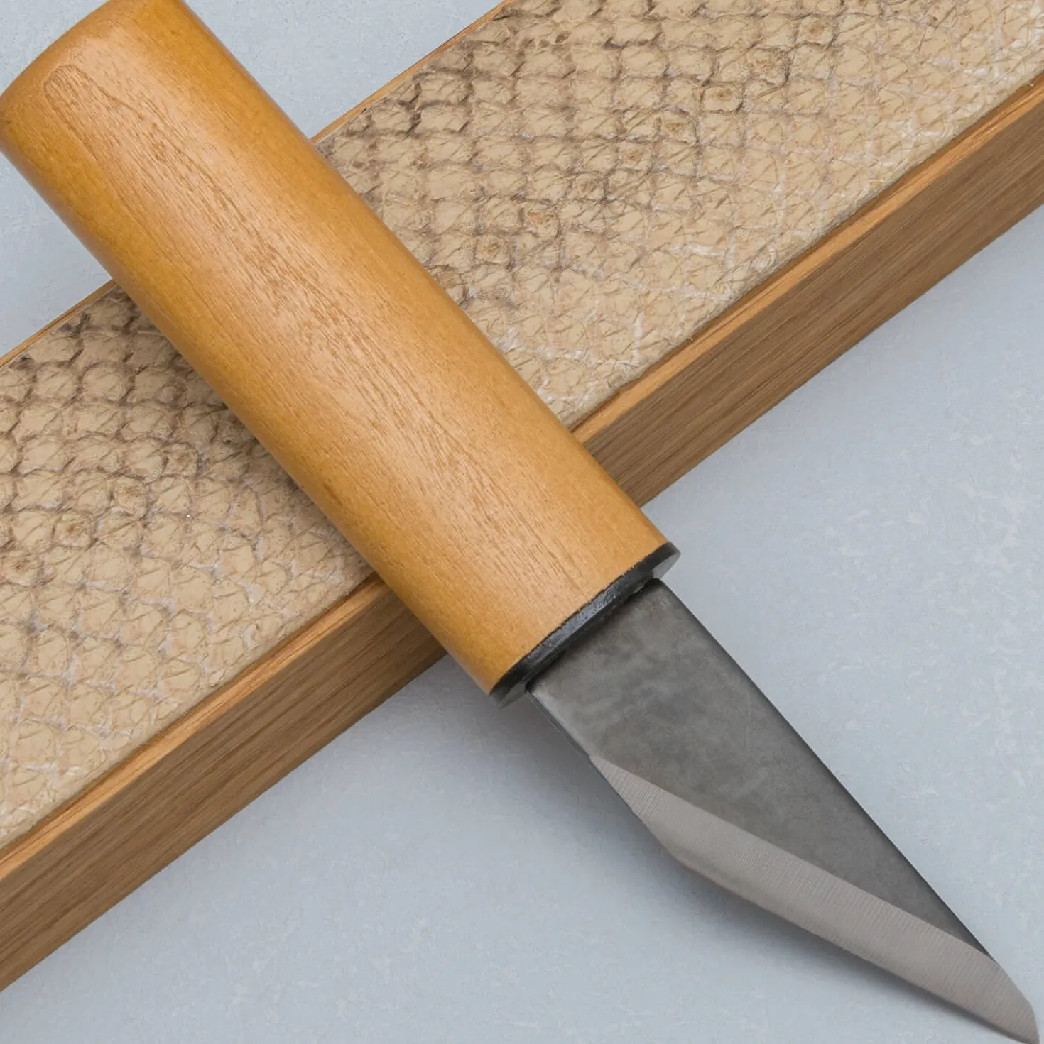 Kanetsune Kiridashi Mes Kersenhout