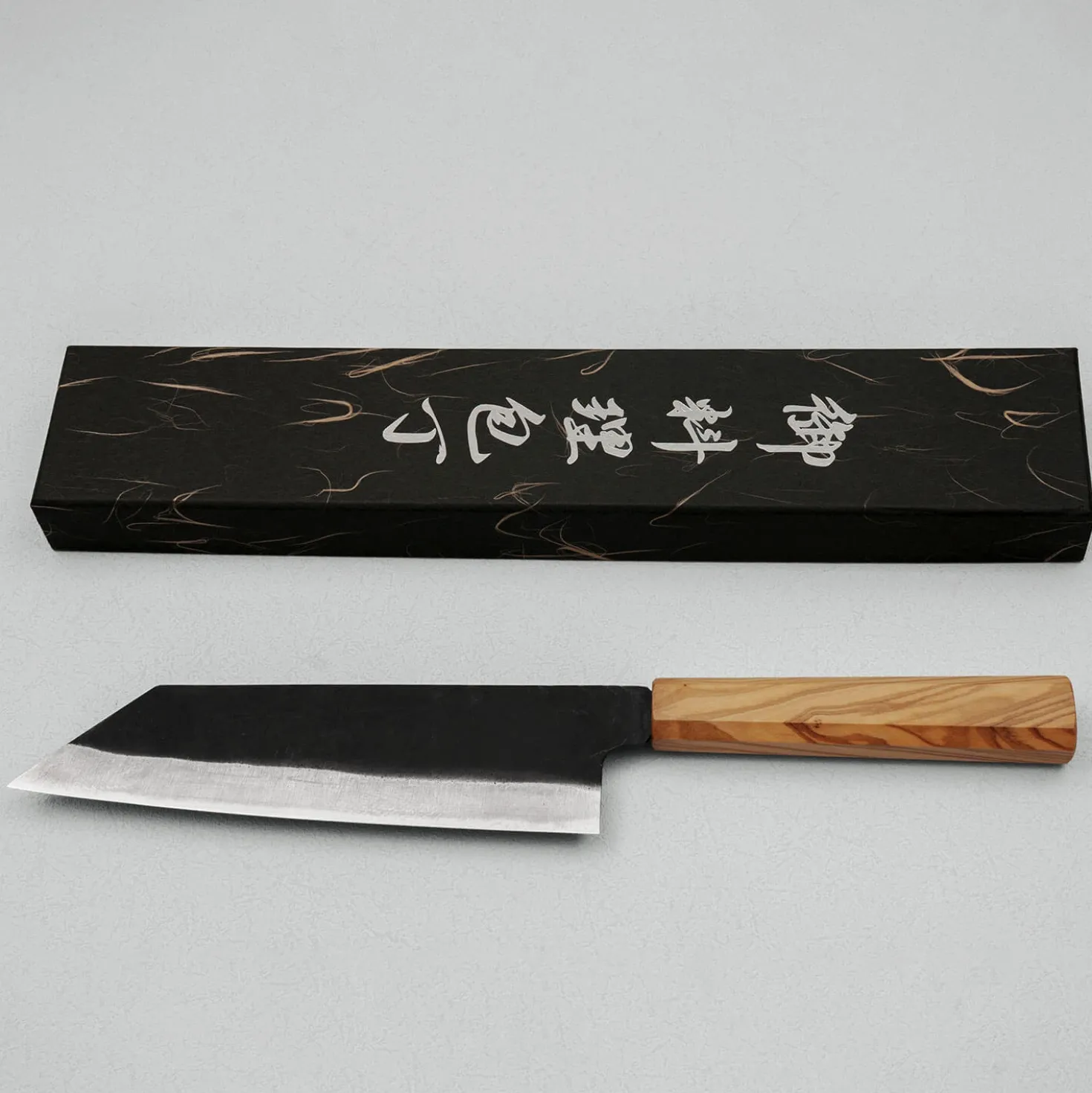 Kazoku Aogami 2 Kurouchi Olive Bunka 20 cm