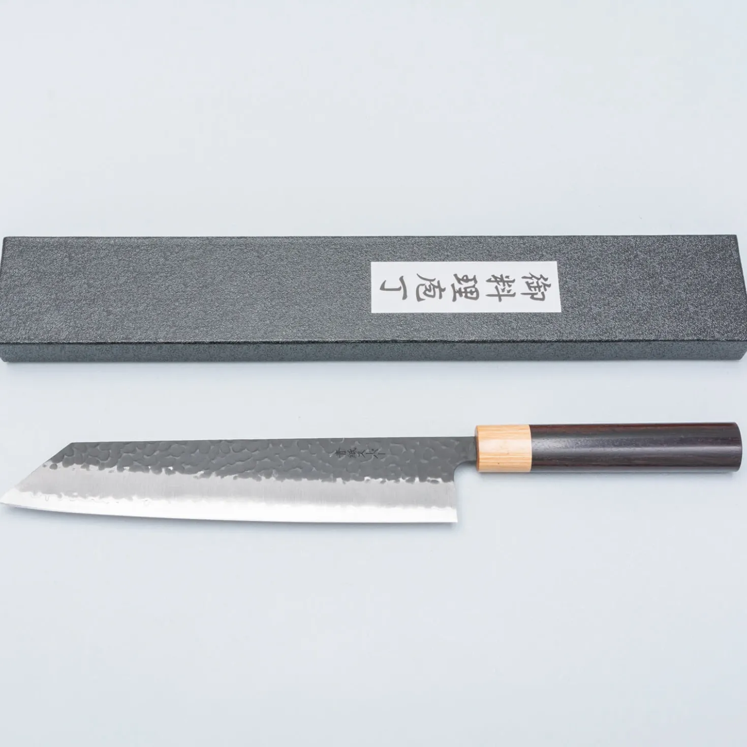 Kazoku Aogami Super Wa Kurouchi Kiritsuke 24 cm