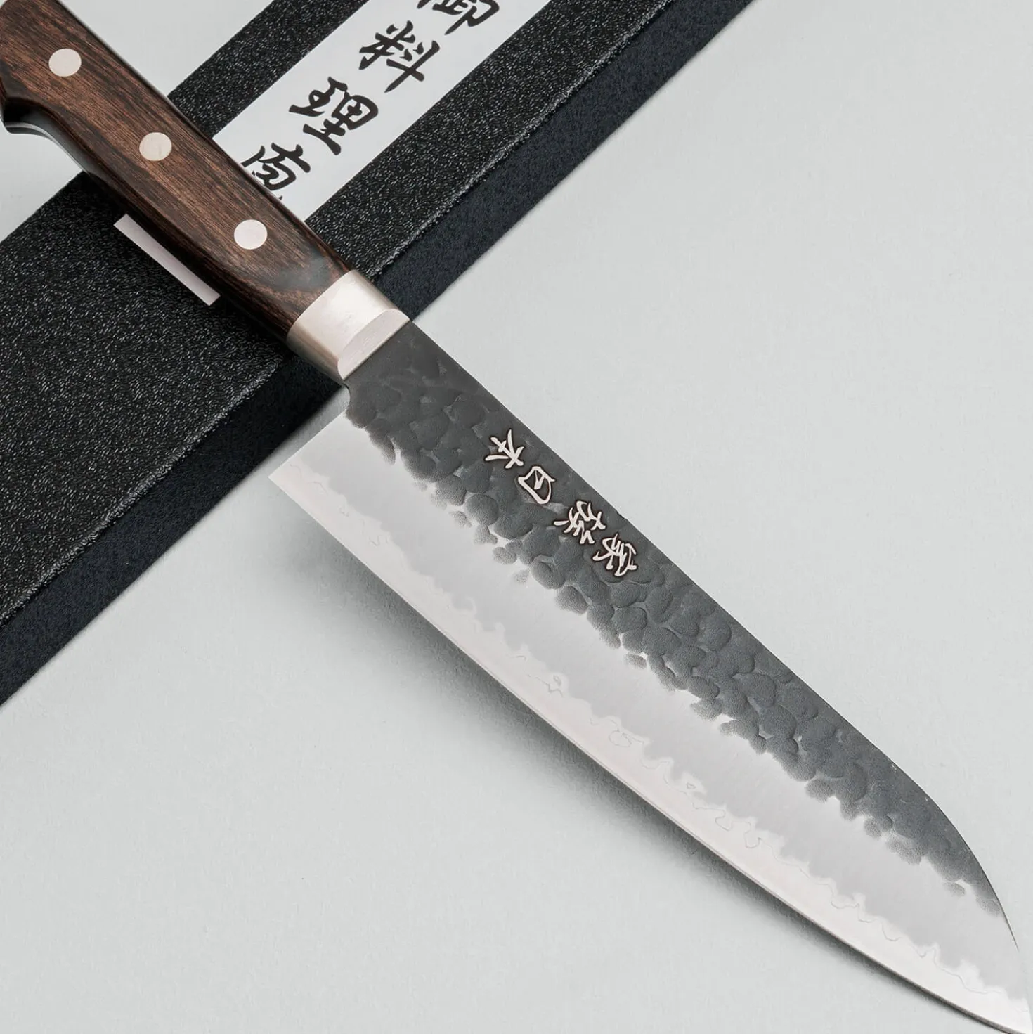 Kazoku Aogami Super Yo Brown Santoku