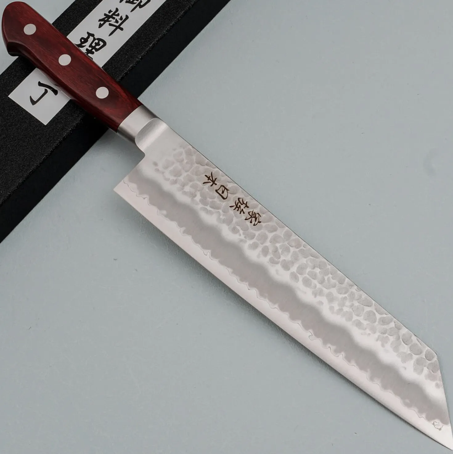 Kazoku Aogami Super Yo Migaki Red Kiritsuke 21 cm