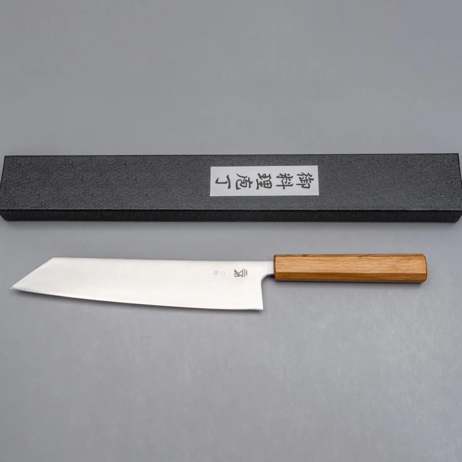 Kazoku Ginsan Migaki Kiritsuke 24 cm