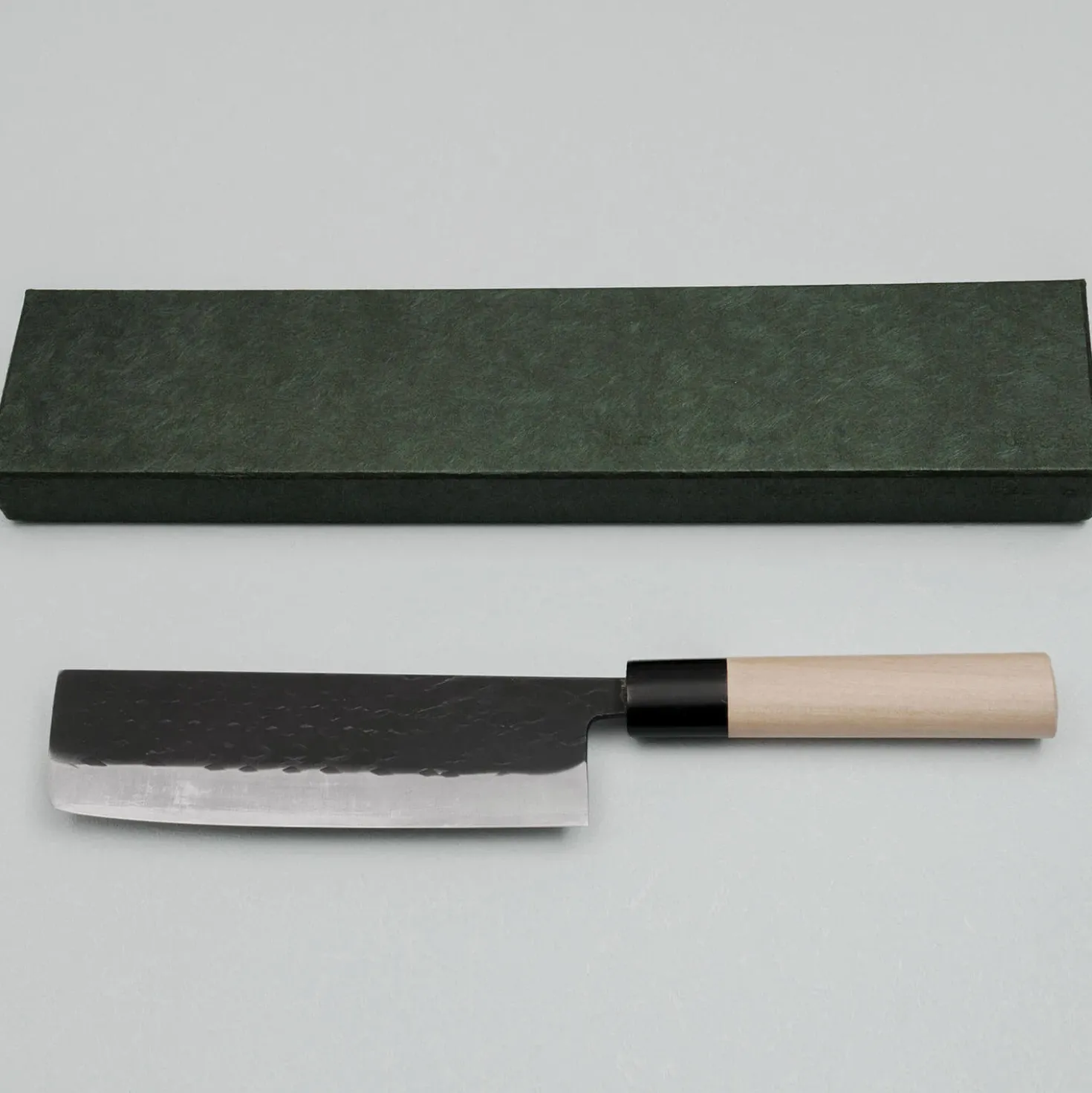 Kazoku Kaji Black Nakiri 16.5 cm