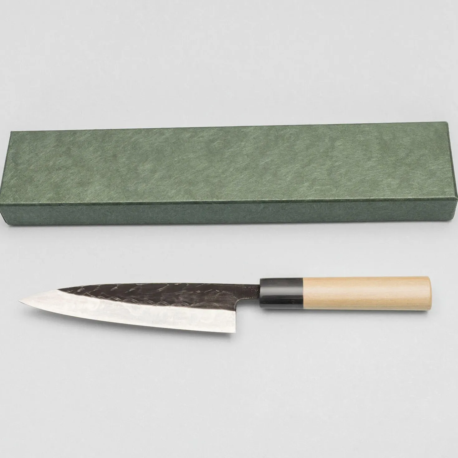 Kazoku Kaji Black Petty 15 cm