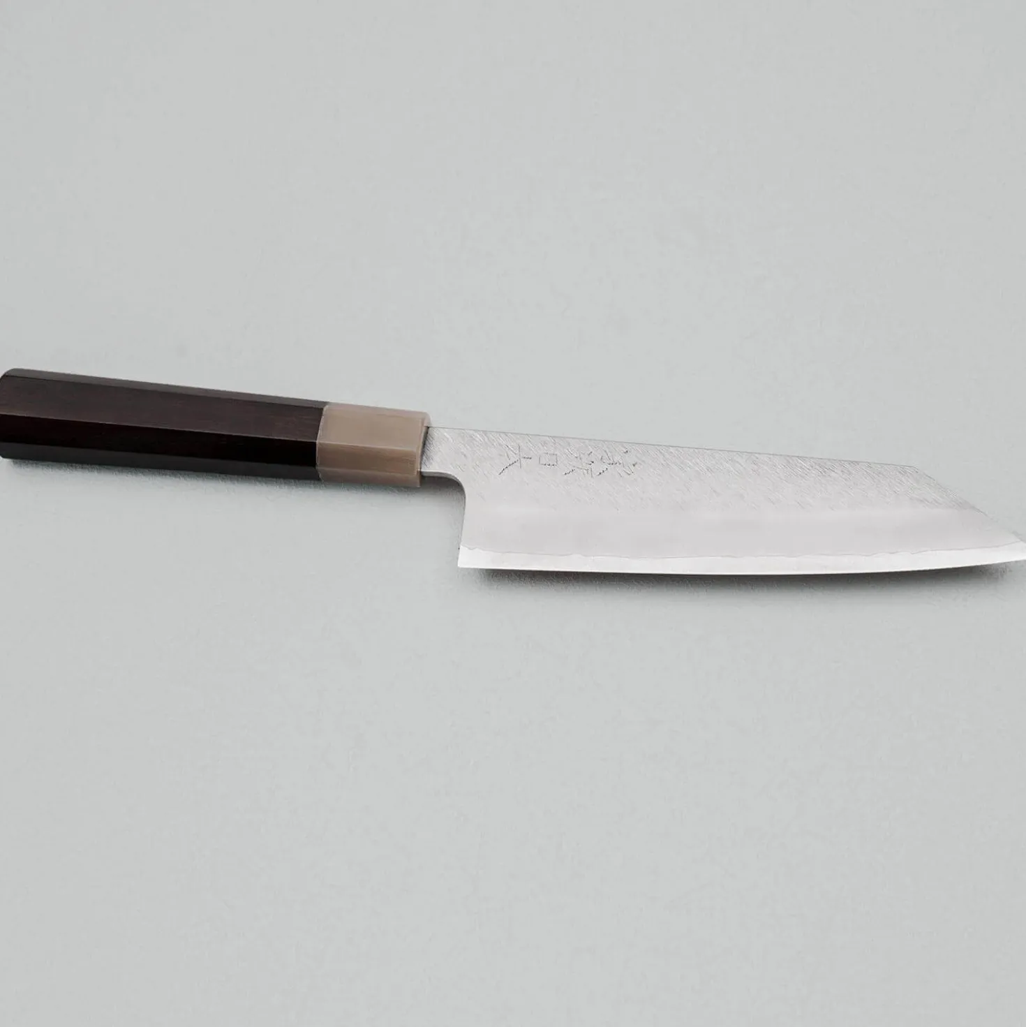 Kazoku Kegawa Ginsan Bunka 17 cm