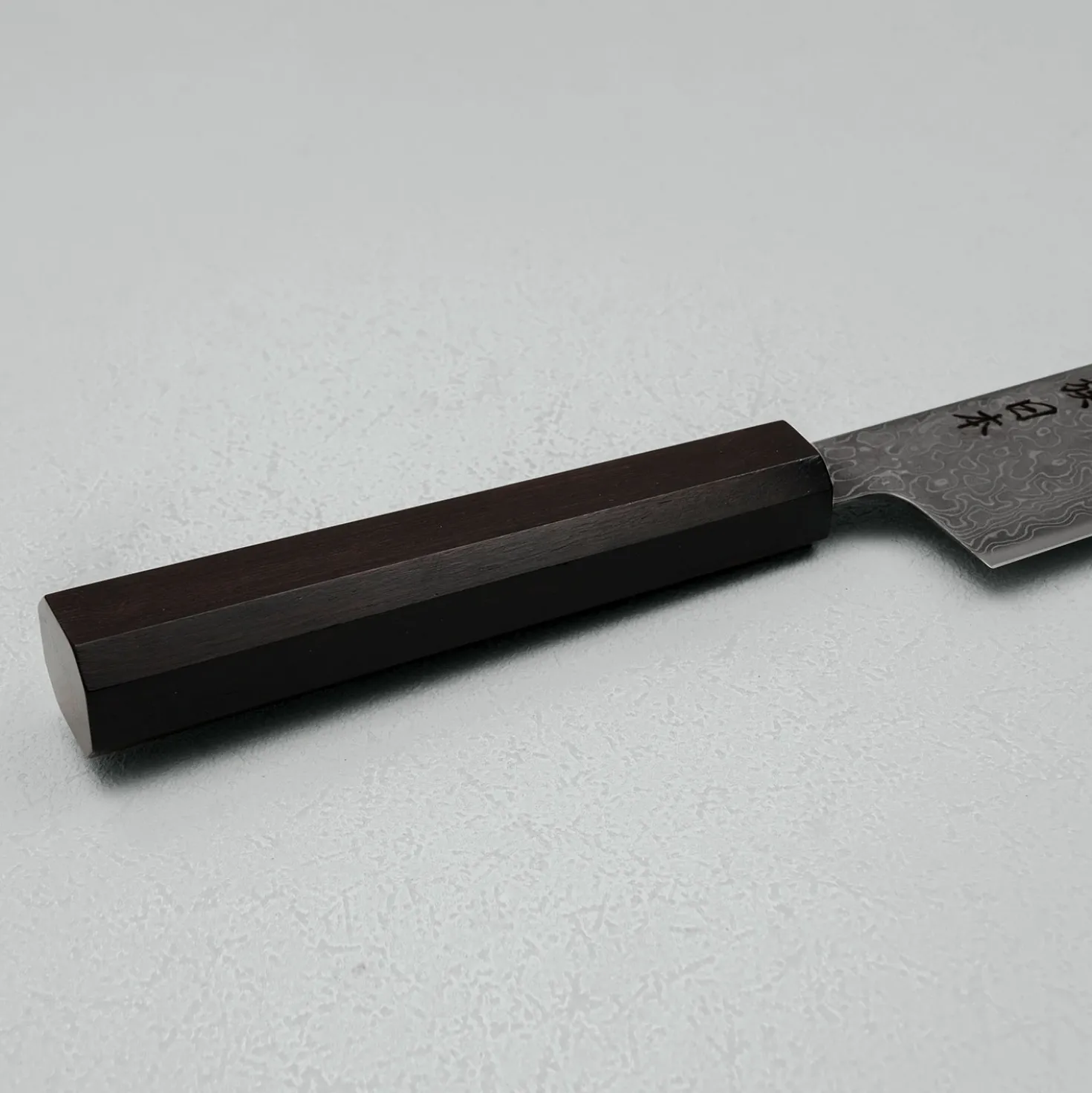 Kazoku Rinmon Ebony Gyuto 21 cm