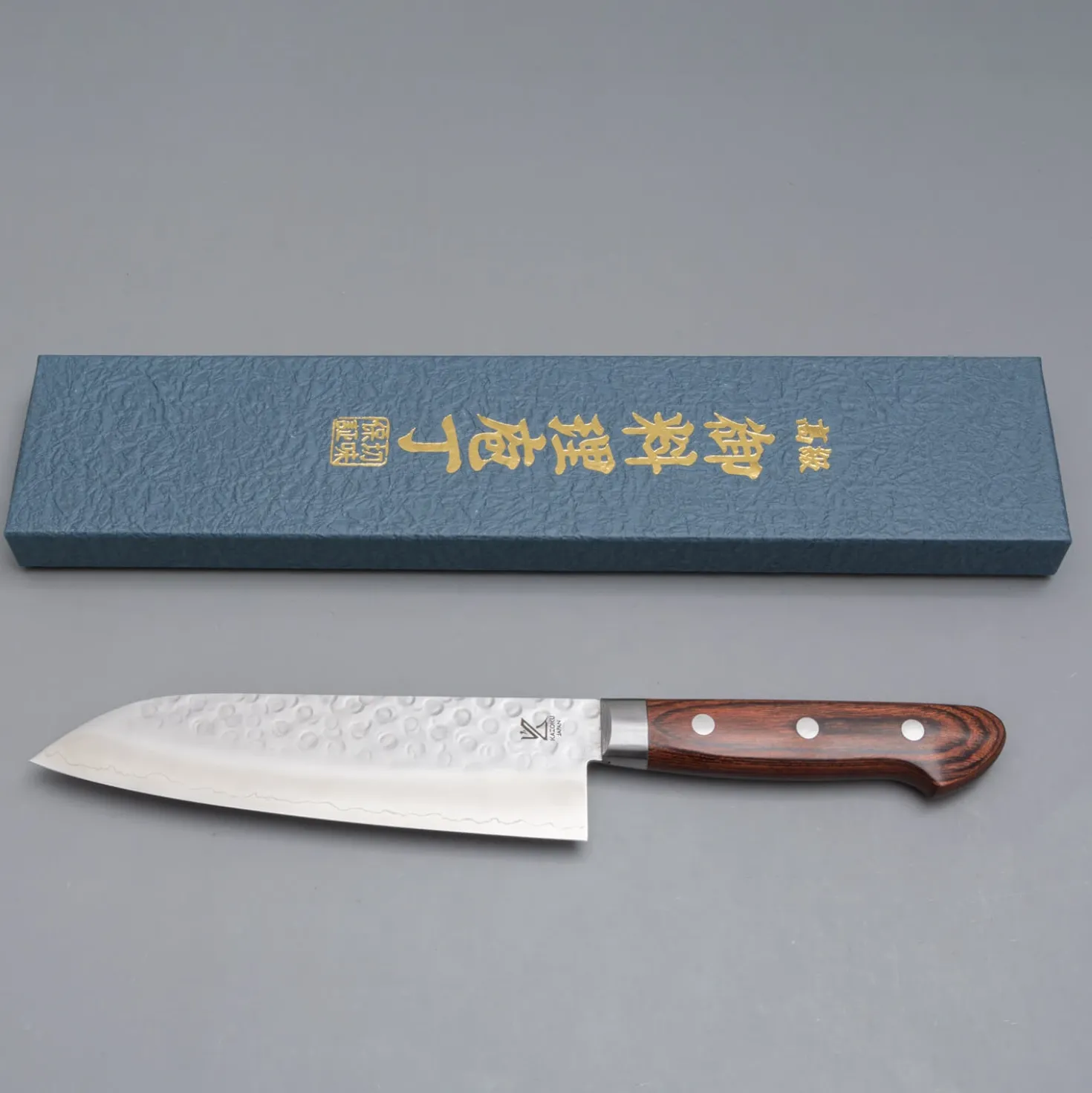 Kazoku Sandvik Tsuchime Santoku 17 cm