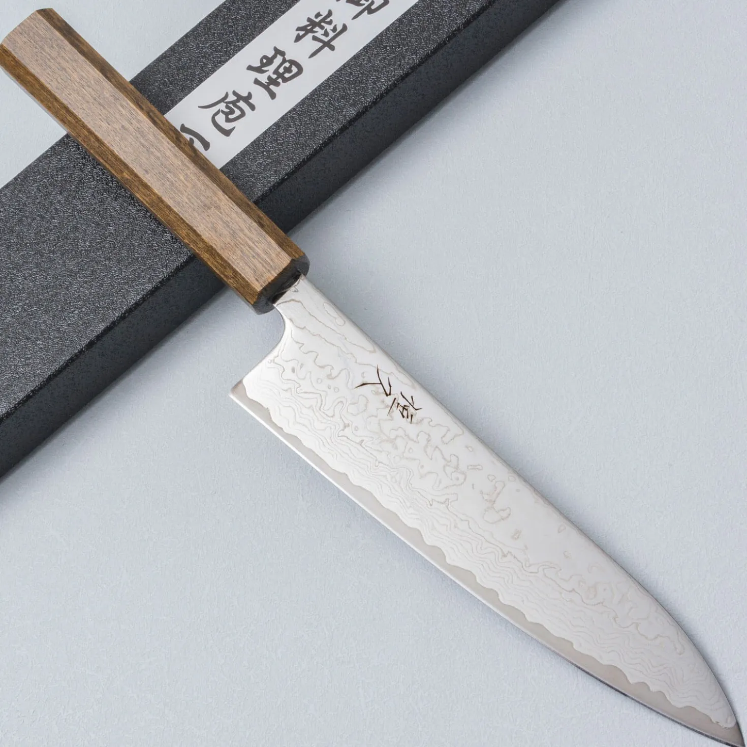 Kazoku Taifuu Zen Gyuto 18 cm