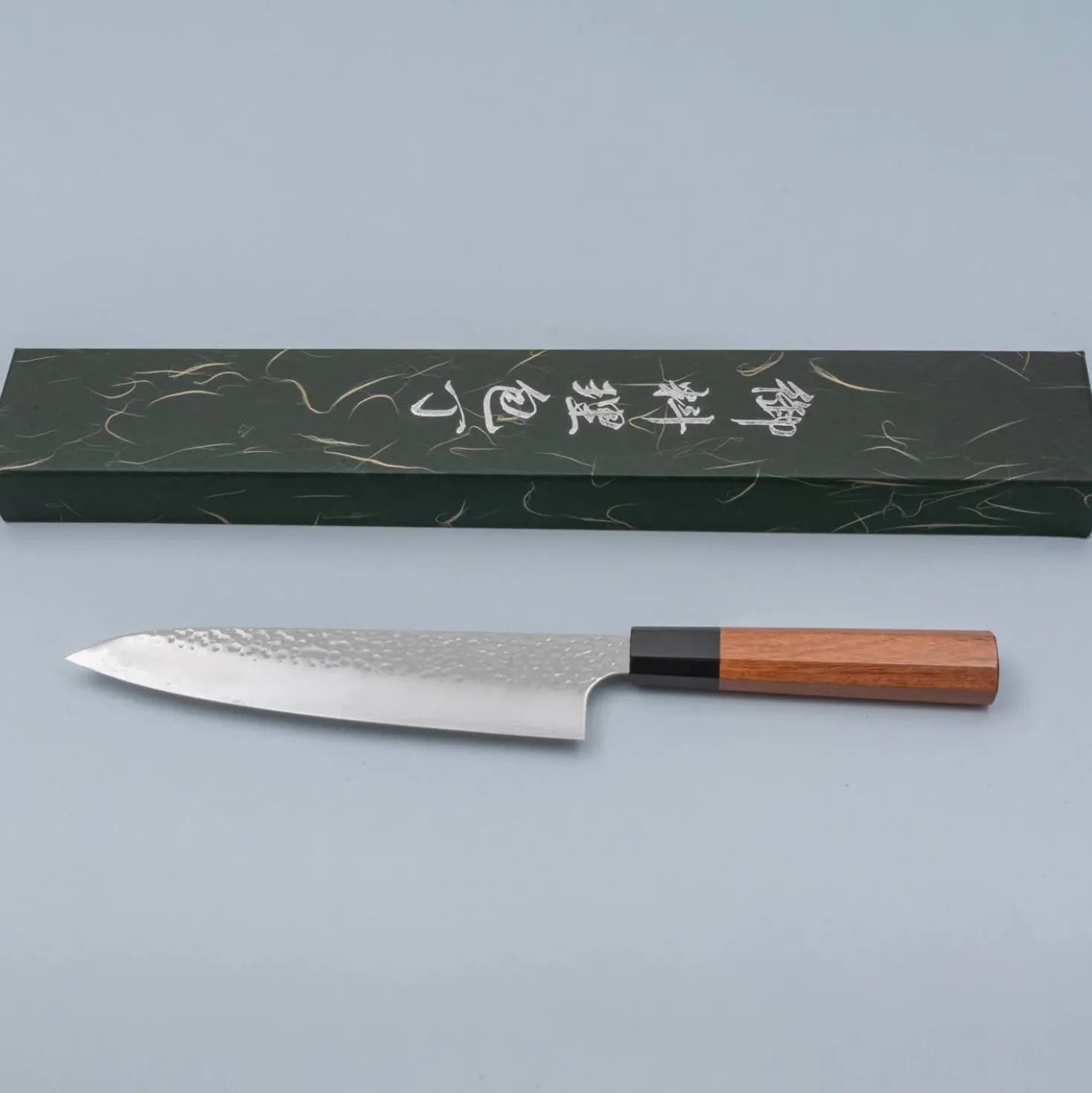 Kazoku Uteki Rosewood Gyuto 21 cm