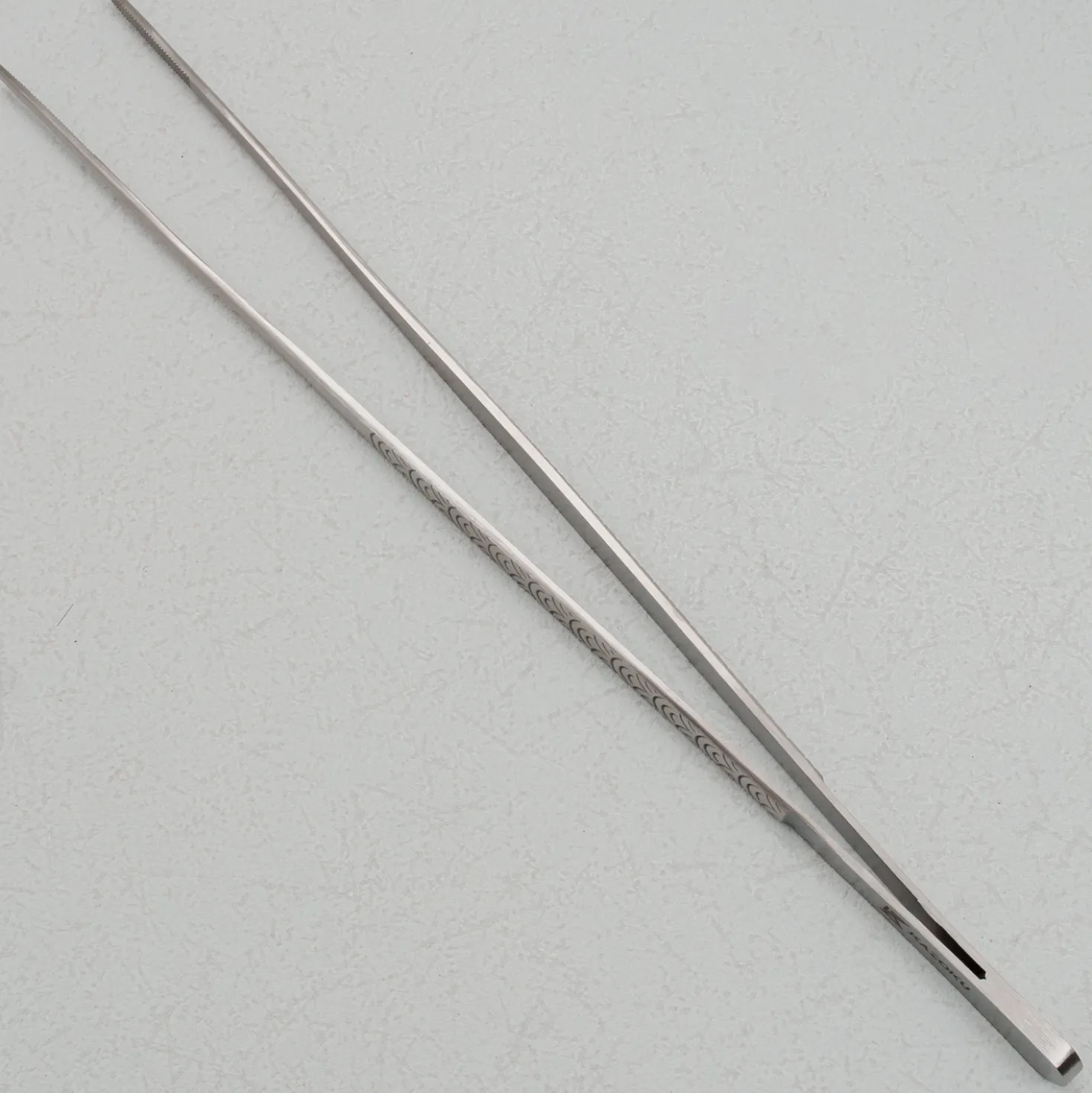 Kazoku Vleespincet Waves Grijs 30 cm