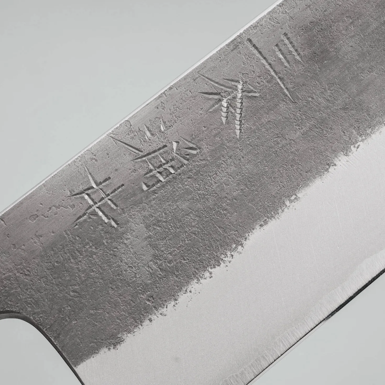 Kazoku x Wakui Kurouchi Shirogami #2 Gyuto 21 cm