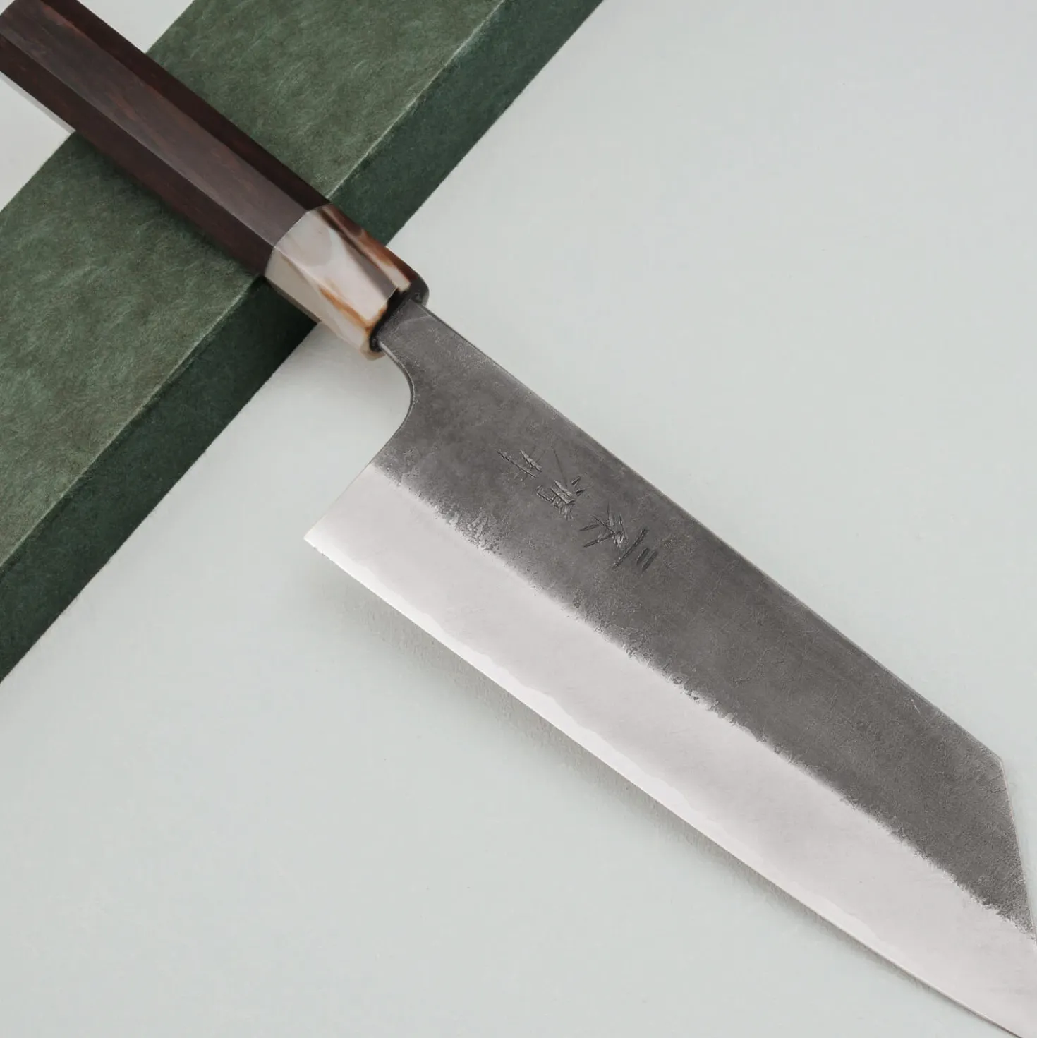 Kazoku x Wakui Kurouchi Shirogami #2 Bunka 18 cm