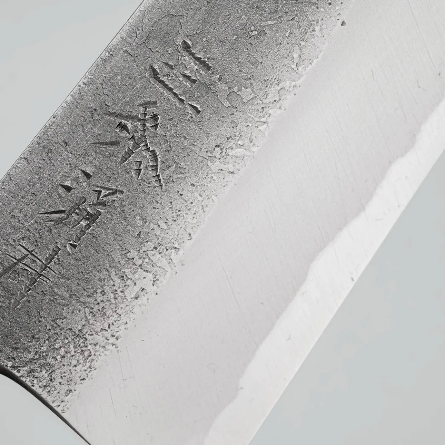 Kazoku x Wakui Kurouchi V2 Santoku 18 cm