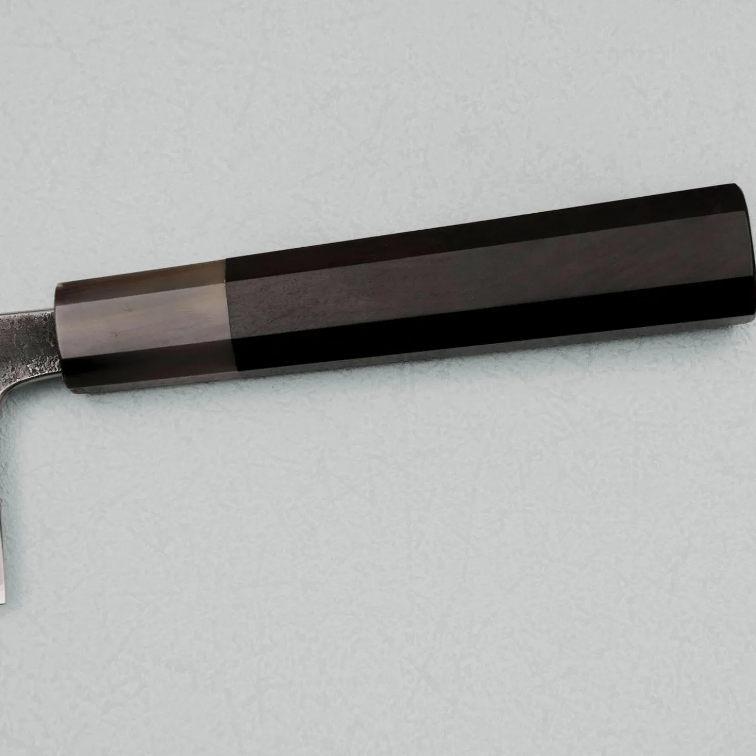 Kazoku x Wakui Kurouchi V2 Santoku 18 cm