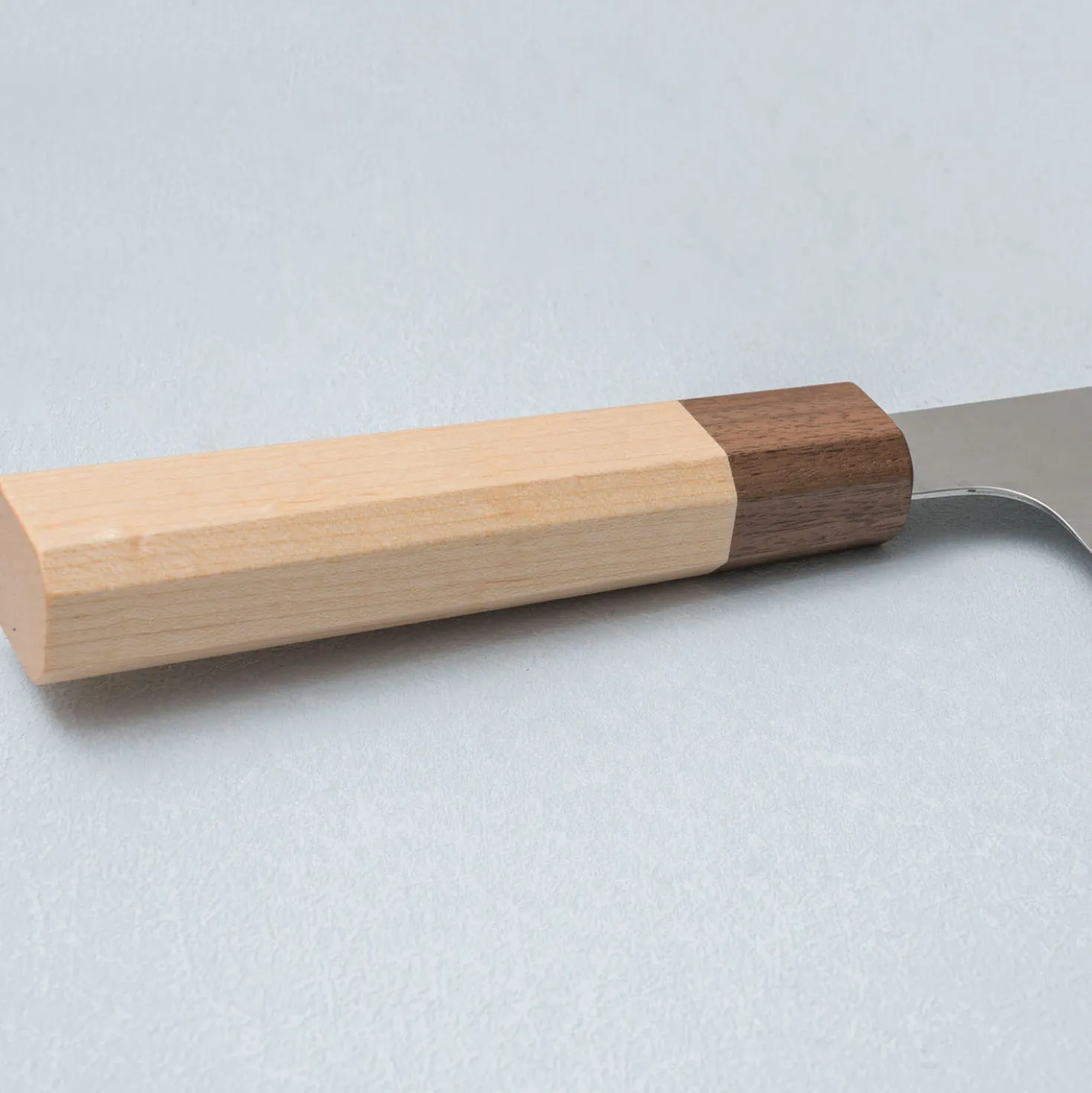 Kenshiro Hatono Ginsan Damast Maple Bunka 18 cm
