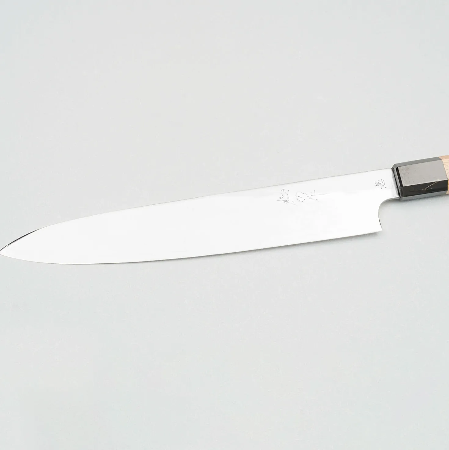 Kenshiro Hatono ZDP189 Oak Sujihiki 24 cm