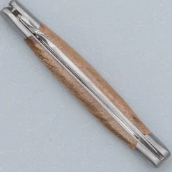 Laguiole en Aubrac Classic Zakmes Walnoothout 12 cm