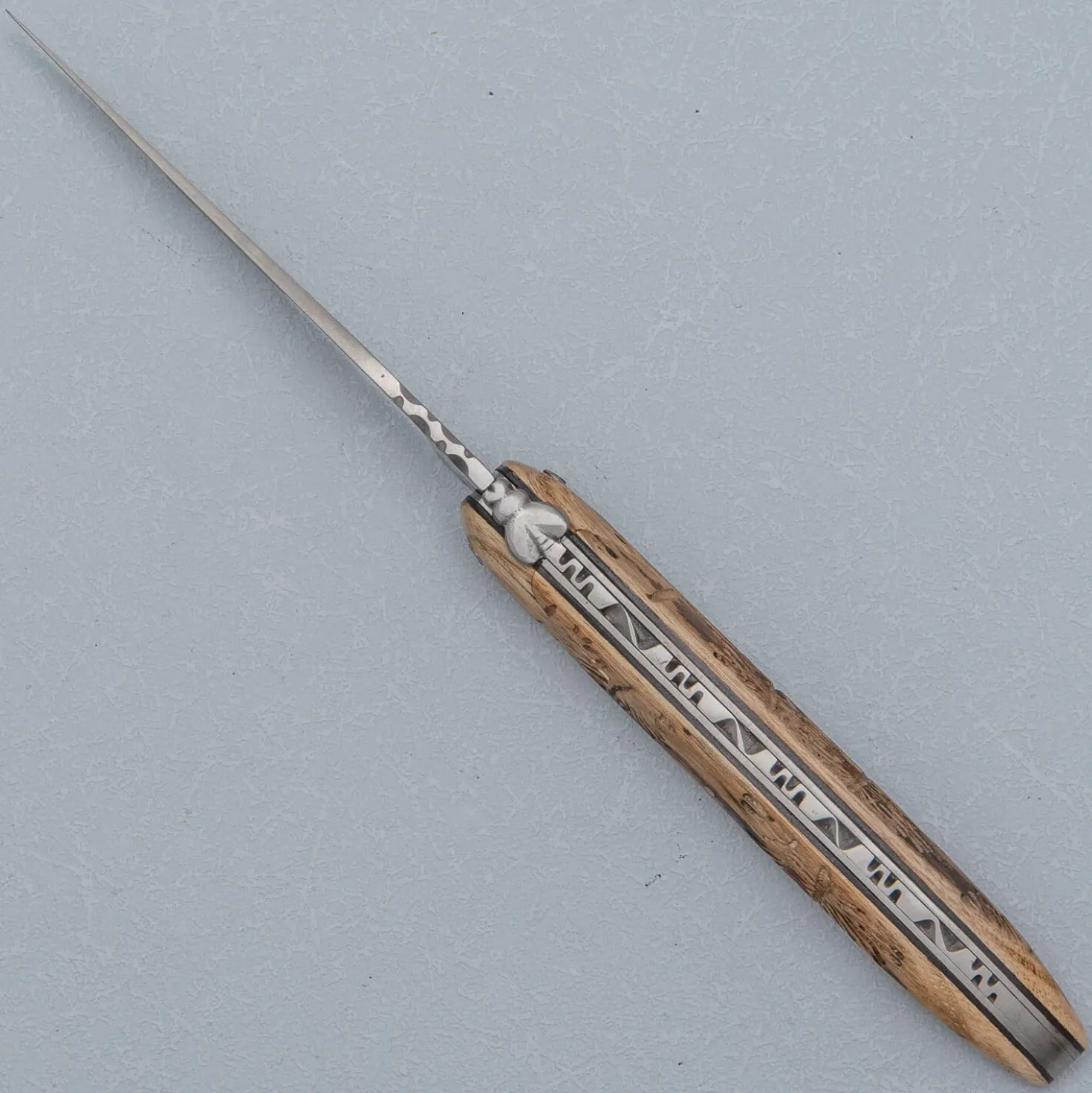 Laguiole en Aubrac Classic Zakmes Essenhout 12 cm