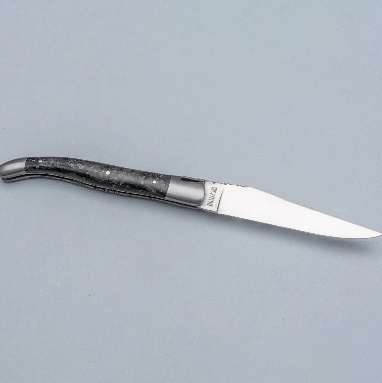 Laguiole en Aubrac Classic Zakmes Carbon Fiber 12 cm