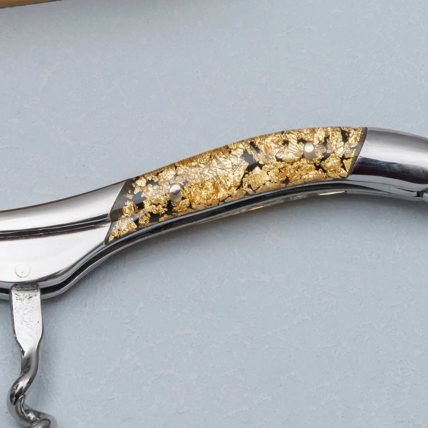 Laguiole en Aubrac Kelnersmes Gouden Vlokken
