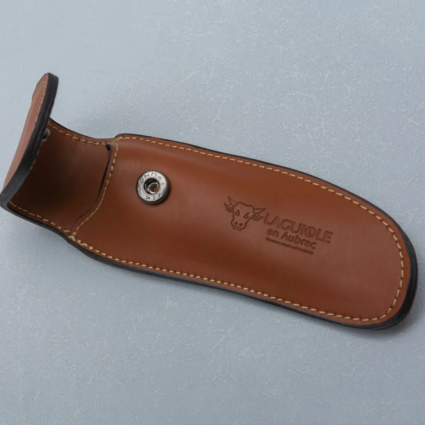 Laguiole en Aubrac Riemetui Maya Marron 12 cm