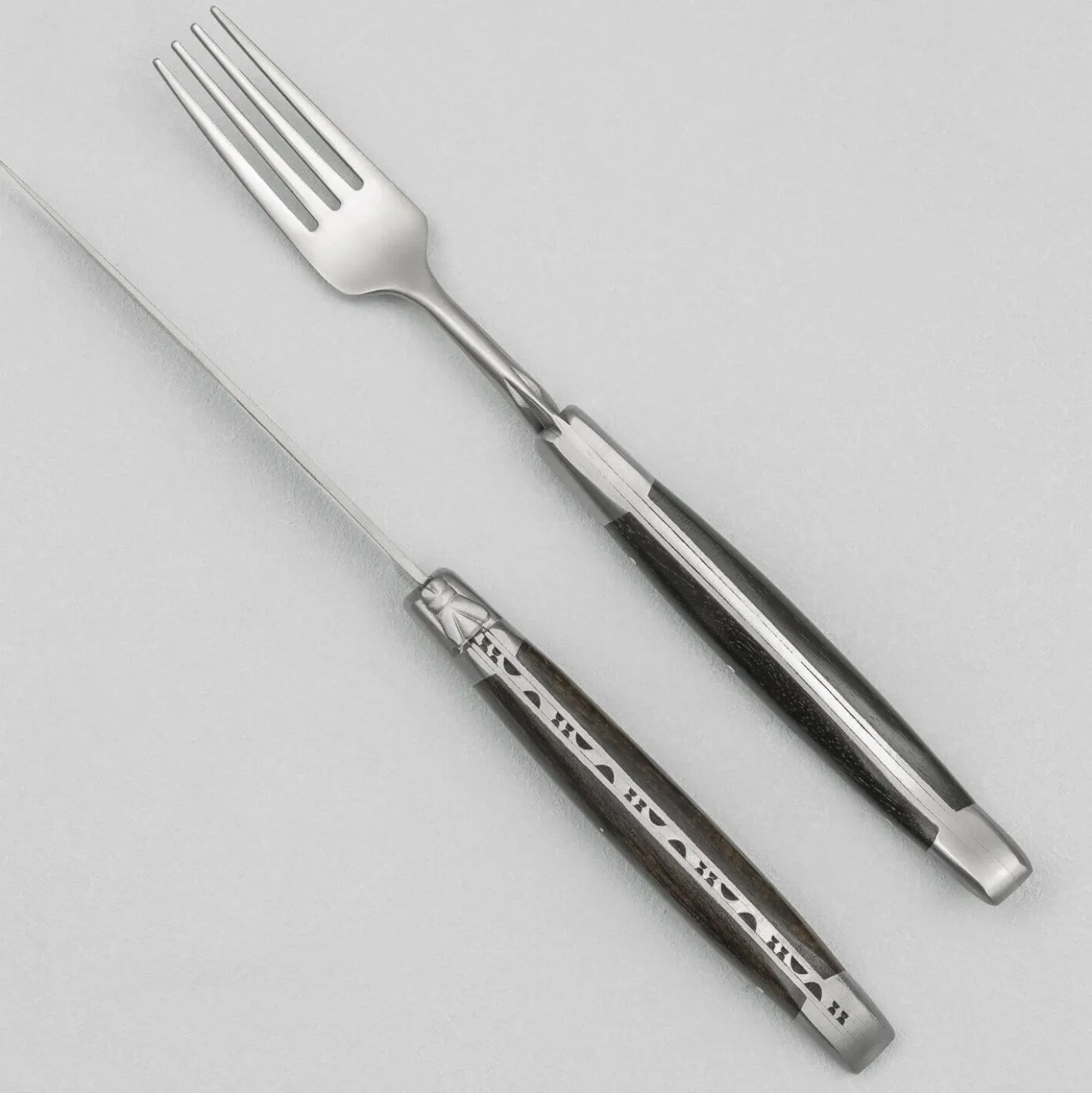 Laguiole en Aubrac Steakmessen en vorkenset Ebbenhout 4 delig