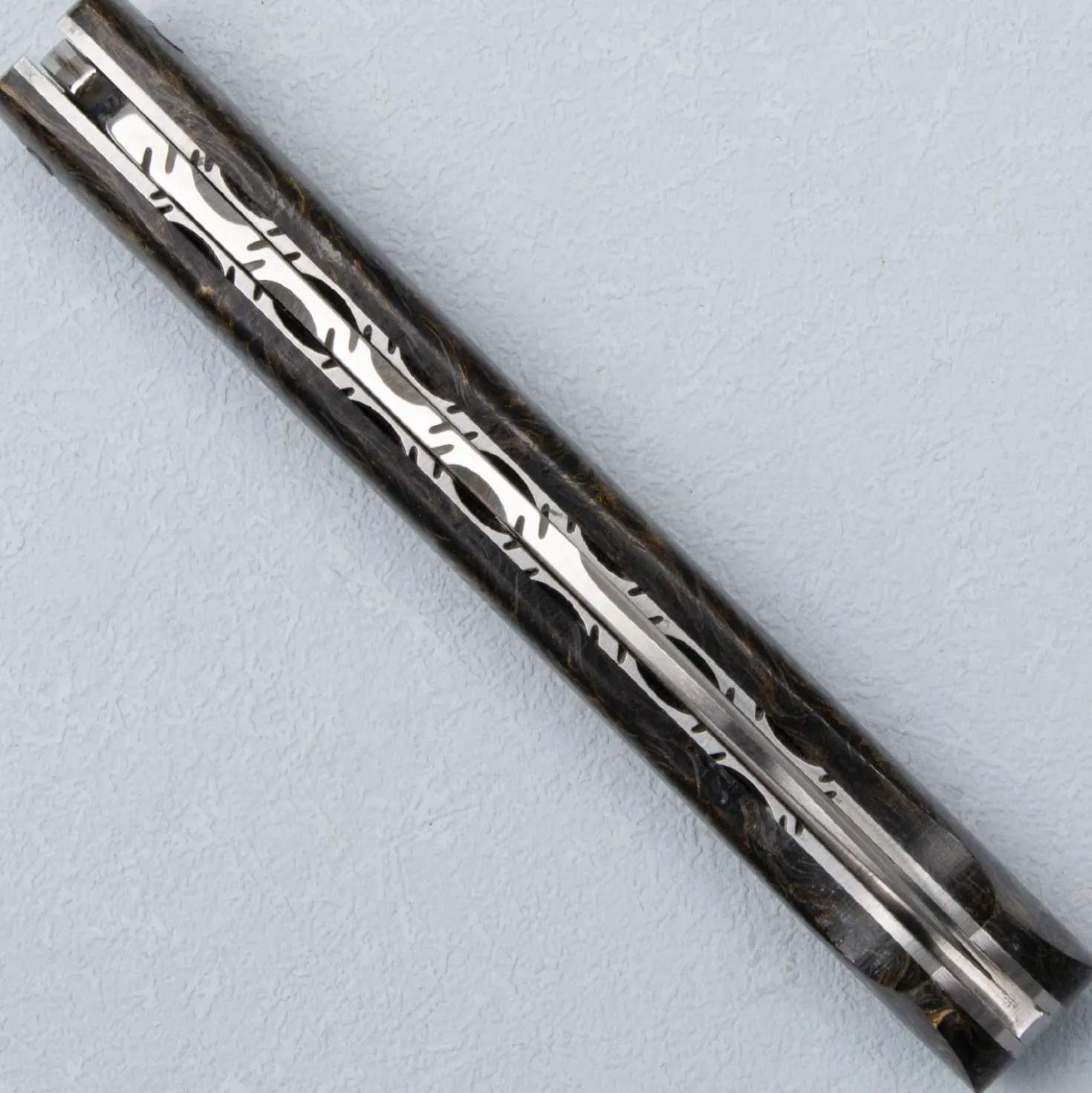 Laguiole en Aubrac Zakmes Sauveterre Deluxe Carbon Fiber 11 cm