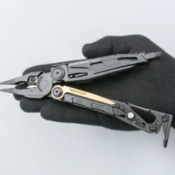 Leatherman MUT Multitool