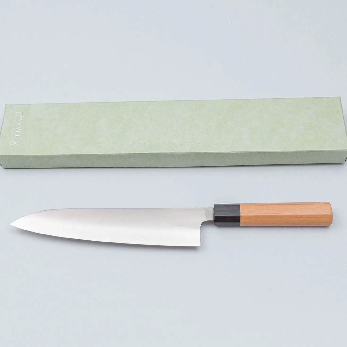Makoto Kurosaki Coreless Damast Gyuto 21 cm