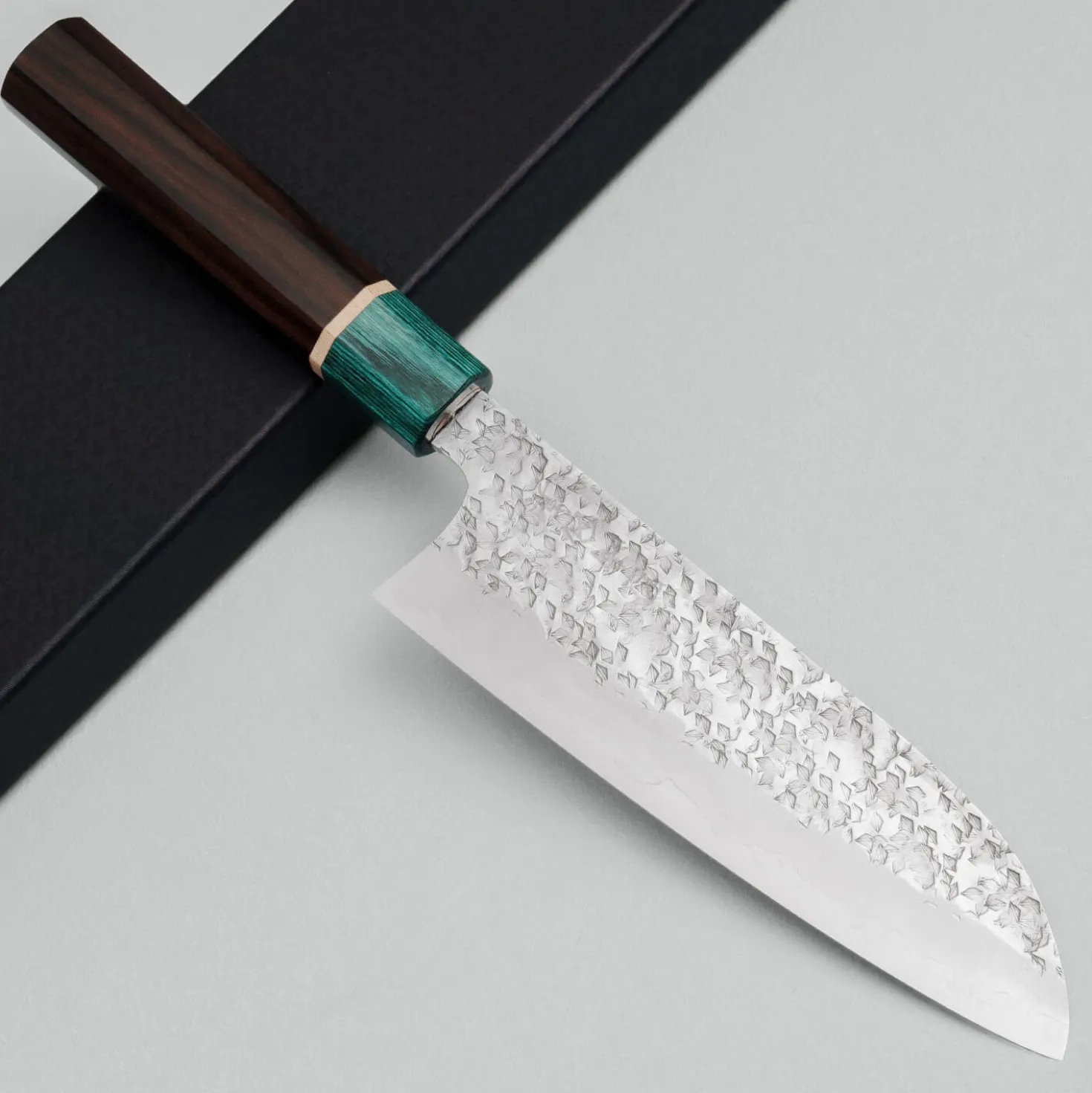 Makoto Kurosaki Samidorizuki Strix Santoku 17 cm