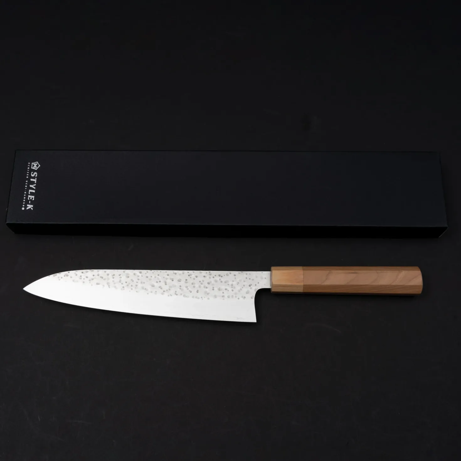 Makoto Kurosaki SG2 Tsuchime Gyuto 210