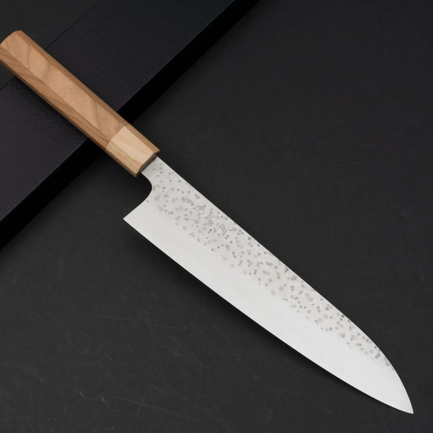 Makoto Kurosaki SG2 Tsuchime Gyuto 210