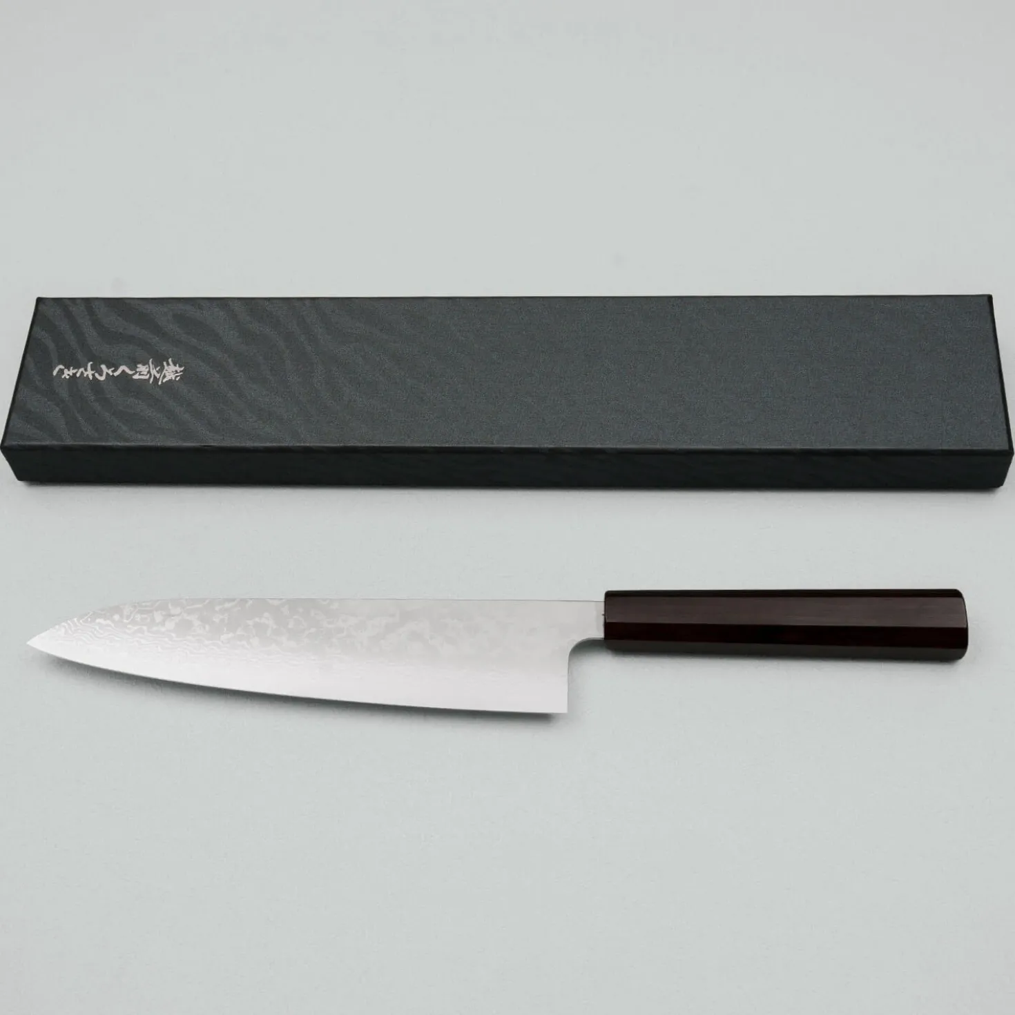 Makoto Kurosaki VG7 Damast Ebony Gyuto 21 cm