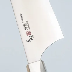 Mcusta Zanmai Beyond Bunka 18 cm