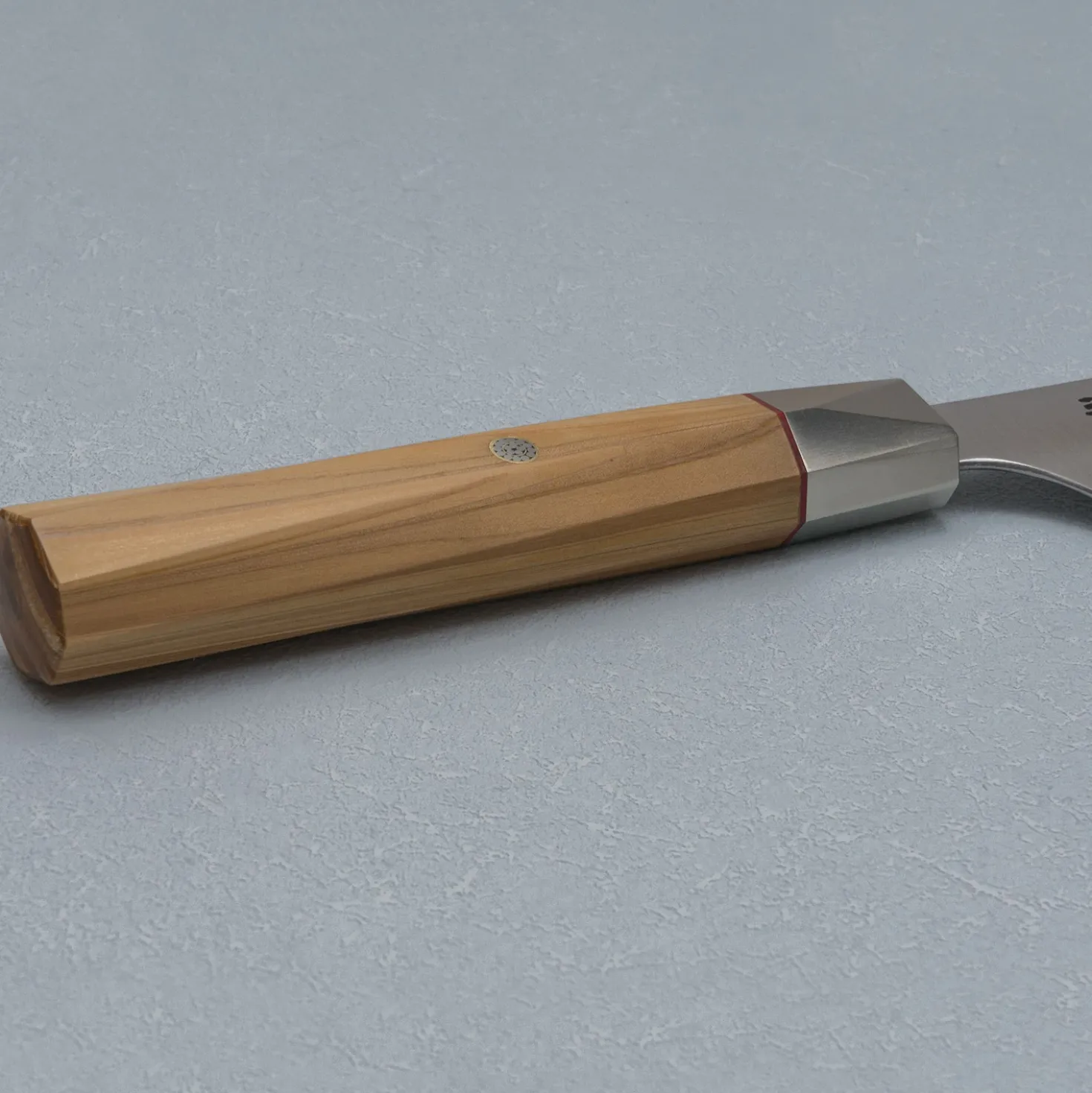 Mcusta Zanmai Beyond Gyuto 21 cm
