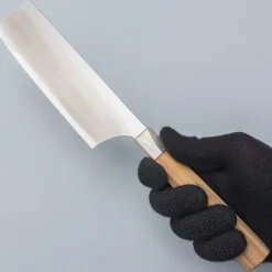 Mcusta Zanmai Beyond Nakiri 16.5 cm