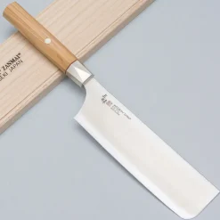 Mcusta Zanmai Beyond Nakiri 16.5 cm