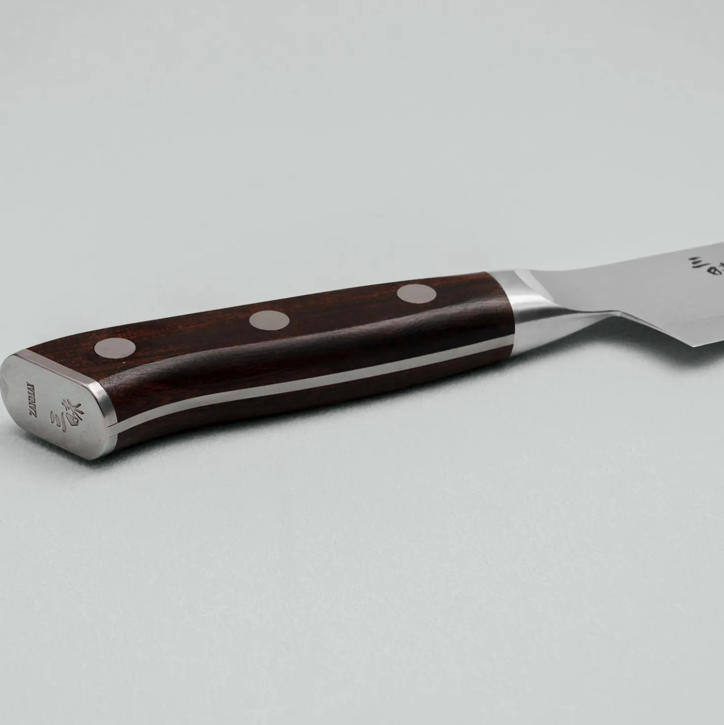 Mcusta Zanmai Premium Ironwood Broodmes 23 cm