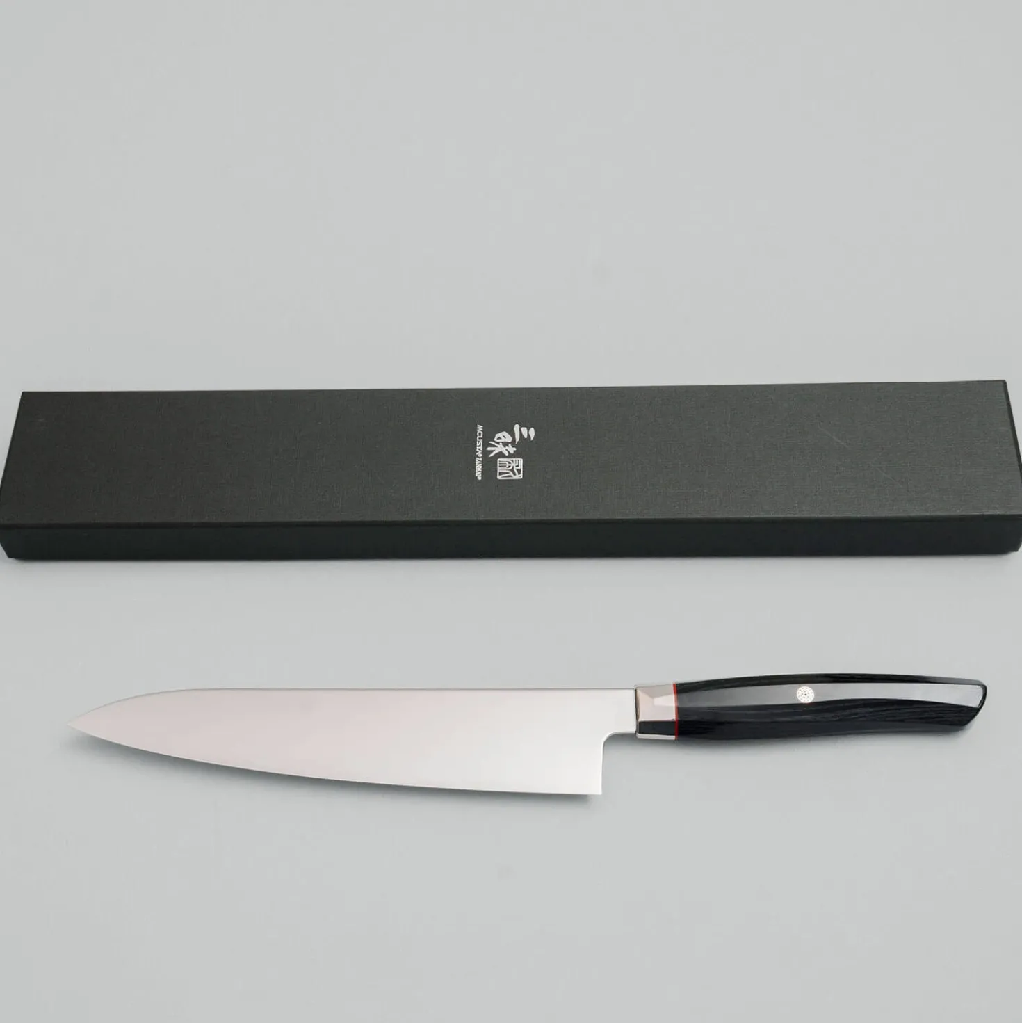 Mcusta Zanmai Revolution Black Gyuto 21 cm