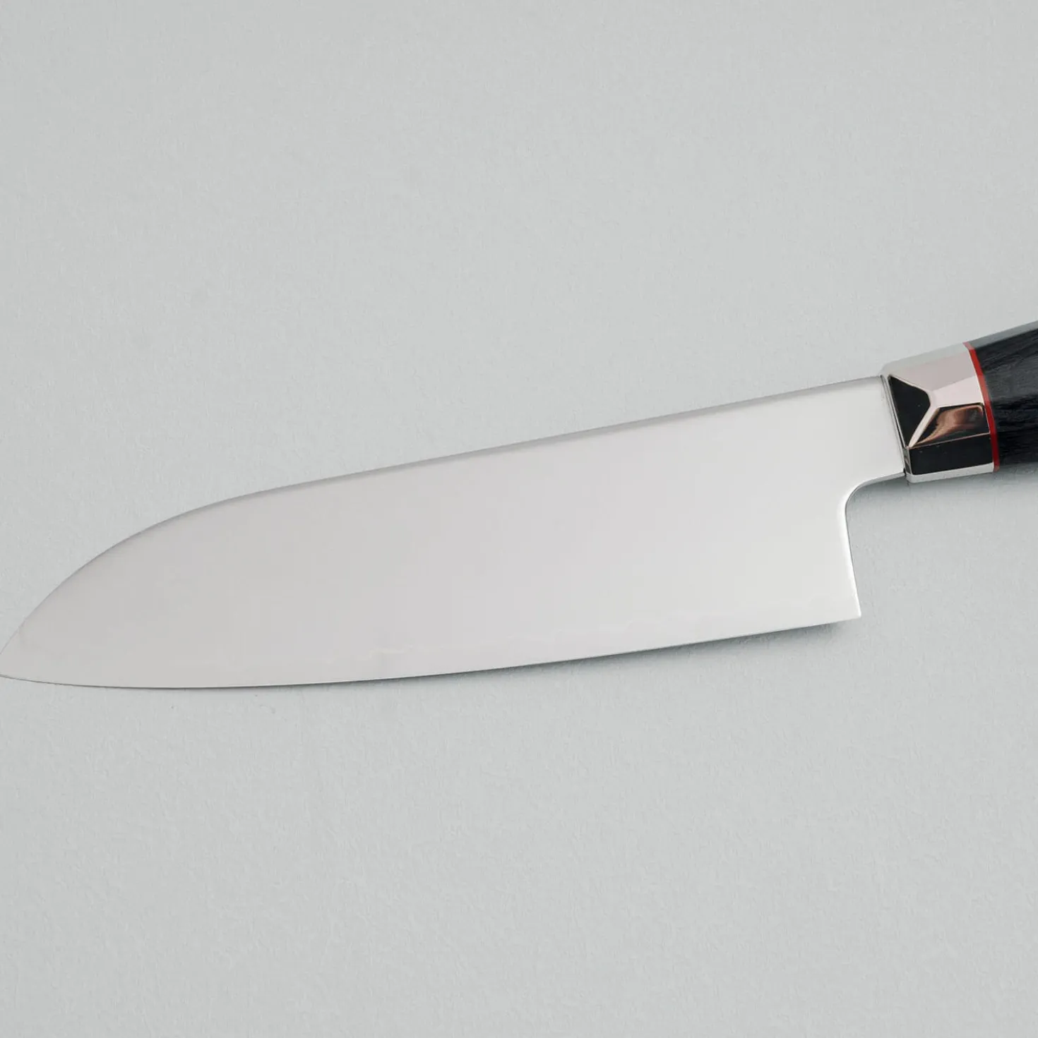 Mcusta Zanmai Revolution Black Santoku 15 cm