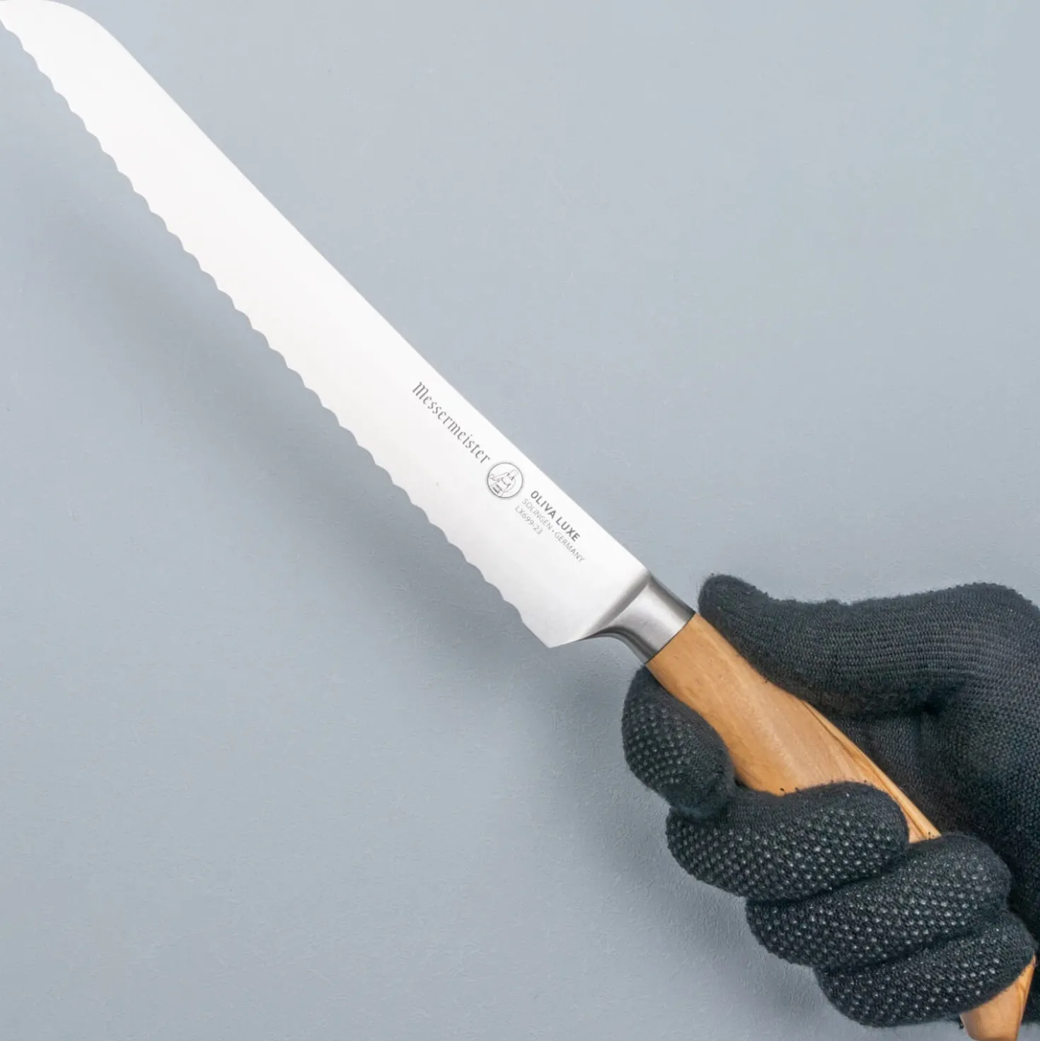 Messermeister Oliva Elite Broodmes 23 cm