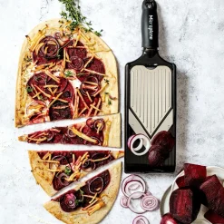 Microplane V-Rasp Slicer & Julienne Zwart